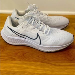 {Nike} Air Pegasus 38  Sneakers